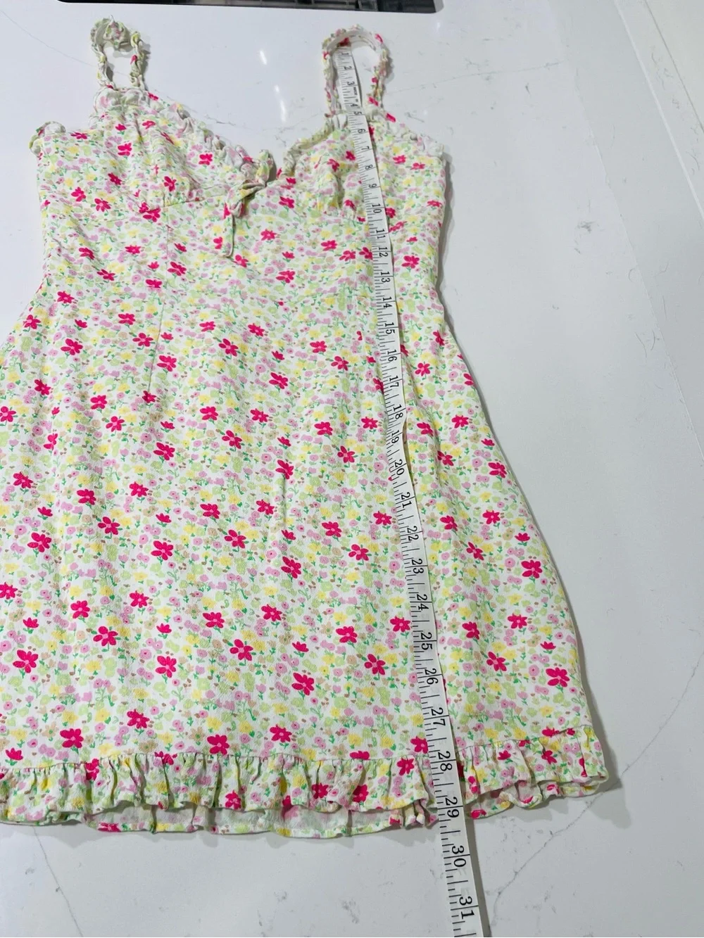 Charlie Holiday Floral Ruffle Mini Dress EUC - Picture 15 of 16